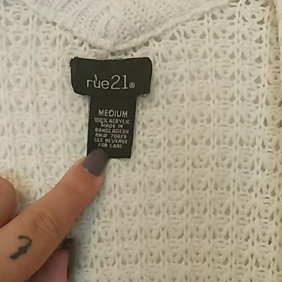 Sweater - Picture 2 of 2